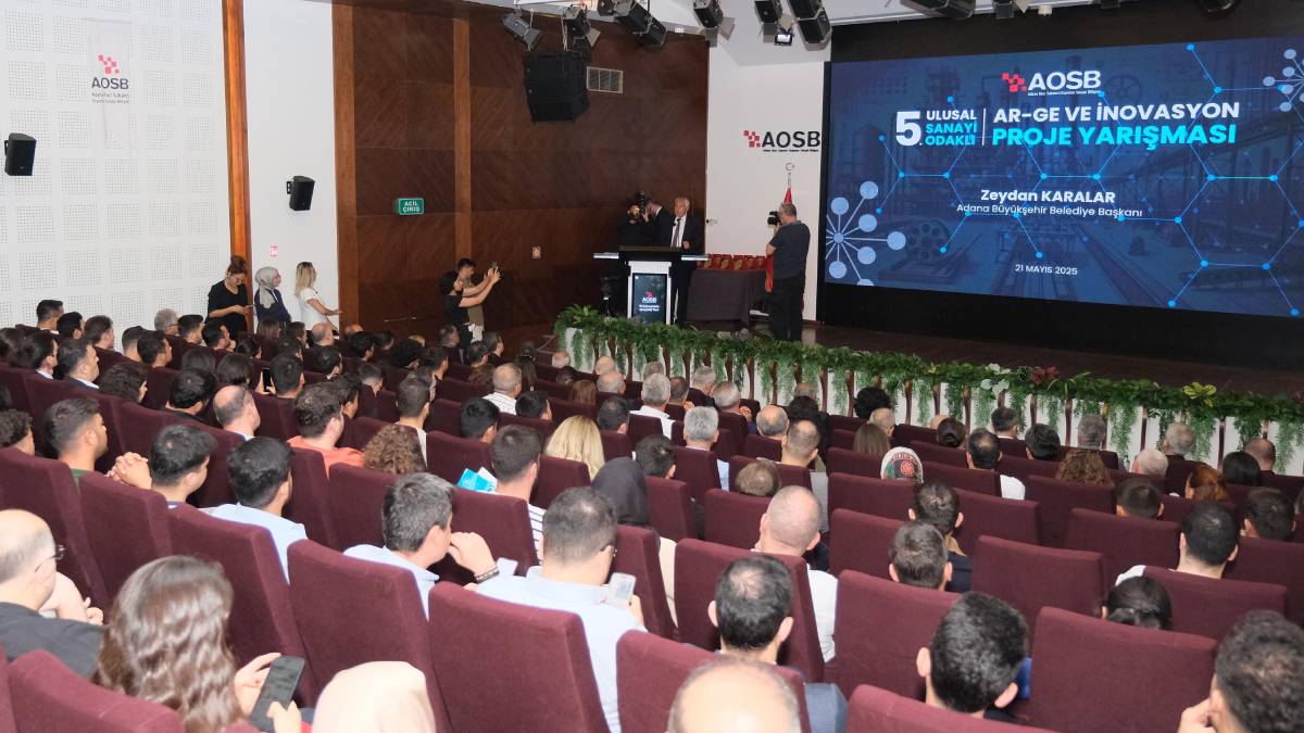 Zeydan Karalar, AOSB’de sanayicilere hitap etti