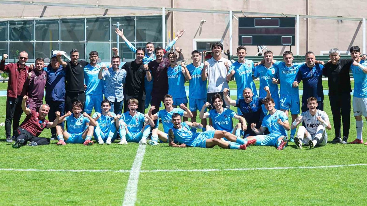 Trabzonspor U19 Takımı şampiyonluğunu ilan etti: Son 5 yılda 3. zafer