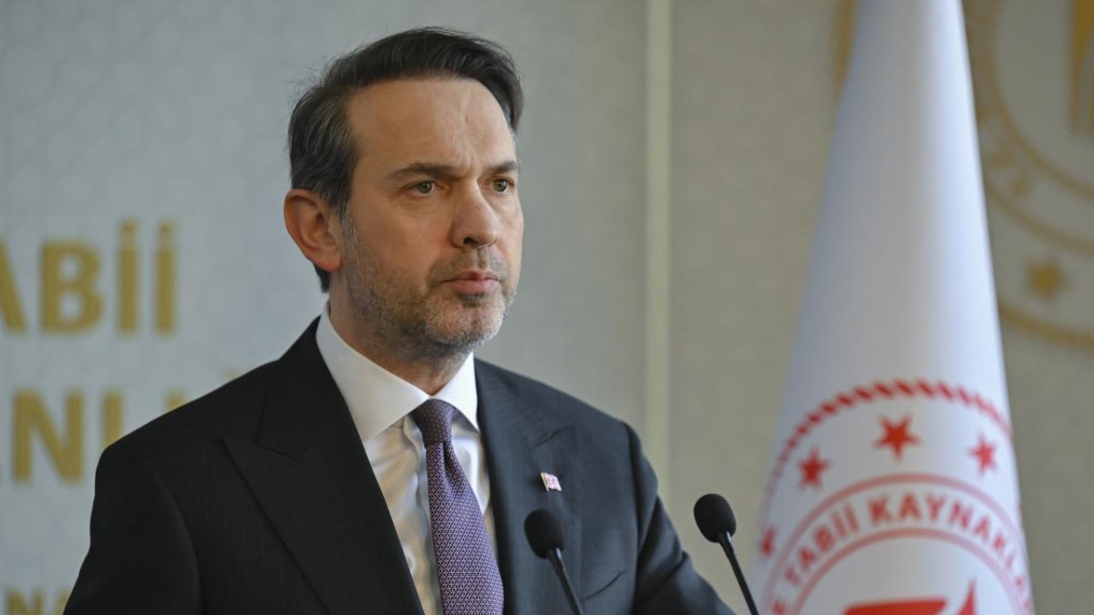 Bayraktar açıkladı: Suriye'ye doğal gaz ihracatı başlıyor