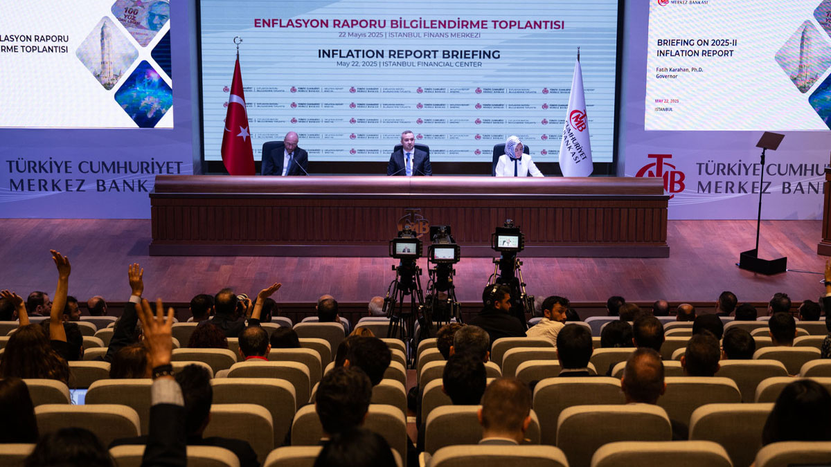 Ekonomistler TCMB'nin enflasyon raporunu böyle değerlendirdi: 'Merkez işsizlik oranlarının gerçeği yansıtmadığını kabul etti'