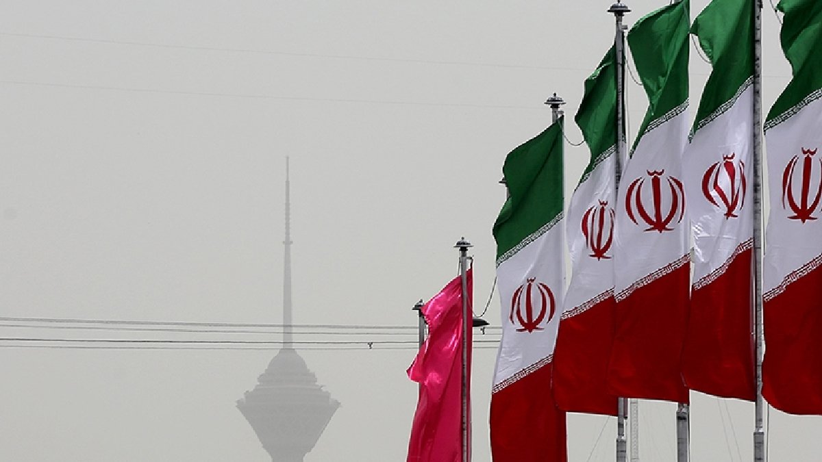 İran: Müdahale olursa bedelini öderler