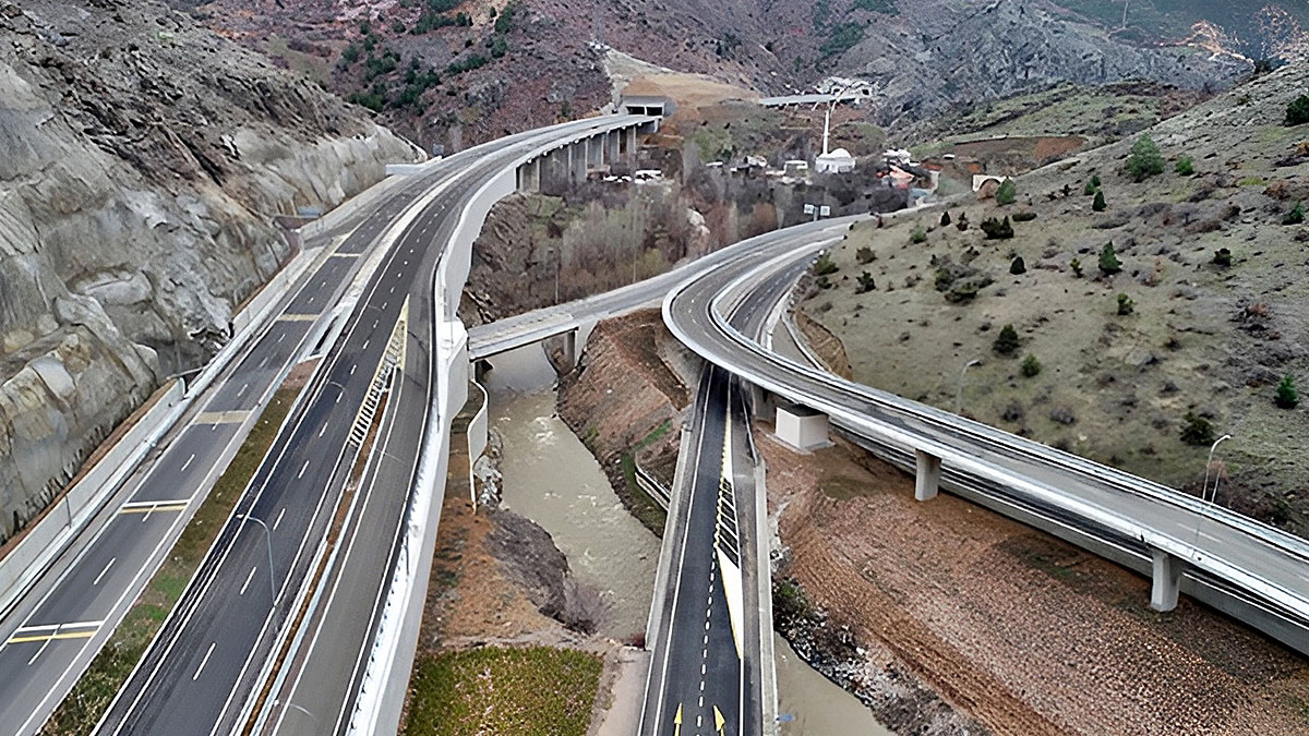 Trabzon'da dağlar dev tünellerle aşılıyor! Kent trafiğine nefes aldıracak, geri sayım başladı