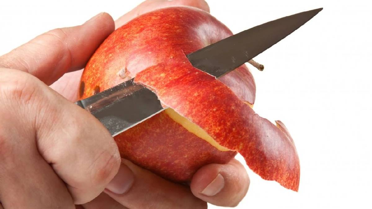 Elmayı doğru tüketmenin sırrı açıklandı! Kabuklu mu, kabuksuz mu? Tüm faydası bu cevapta gizli…