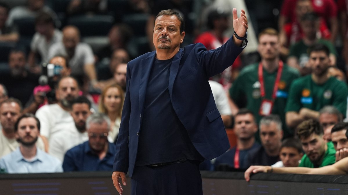 Ergin Ataman'dan maç sonu Fenerbahçe açıklaması: Şans diliyorum...