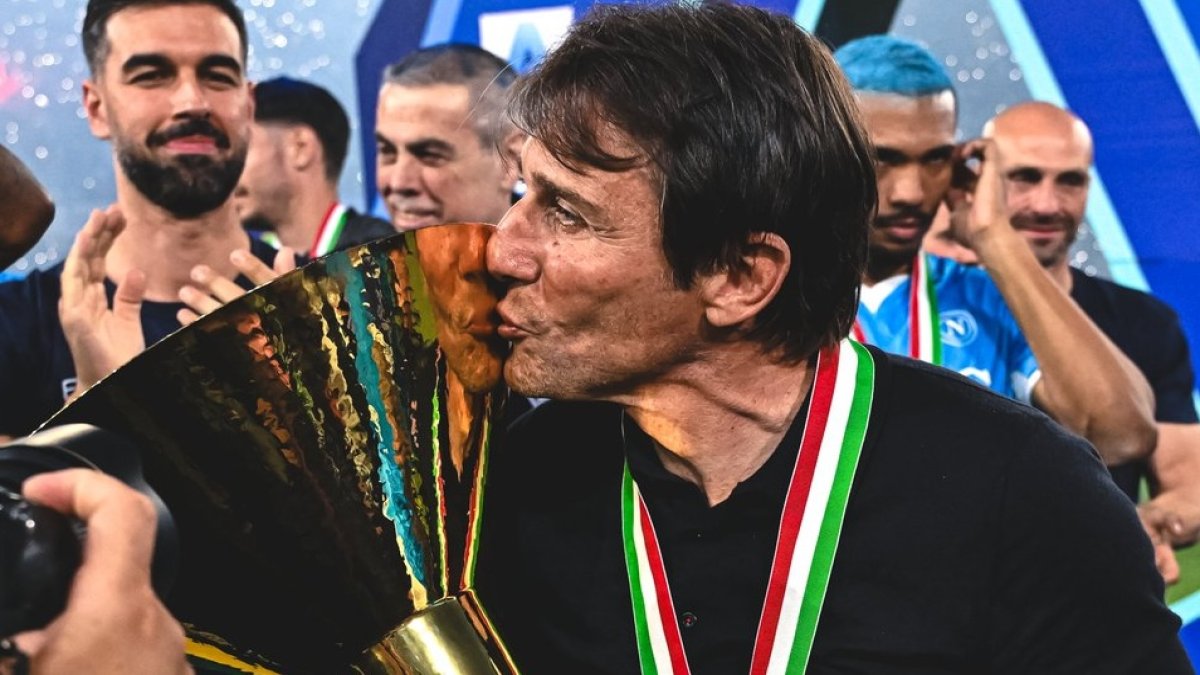 Antonio Conte'den tarihi başarı: Bir ilki başardı