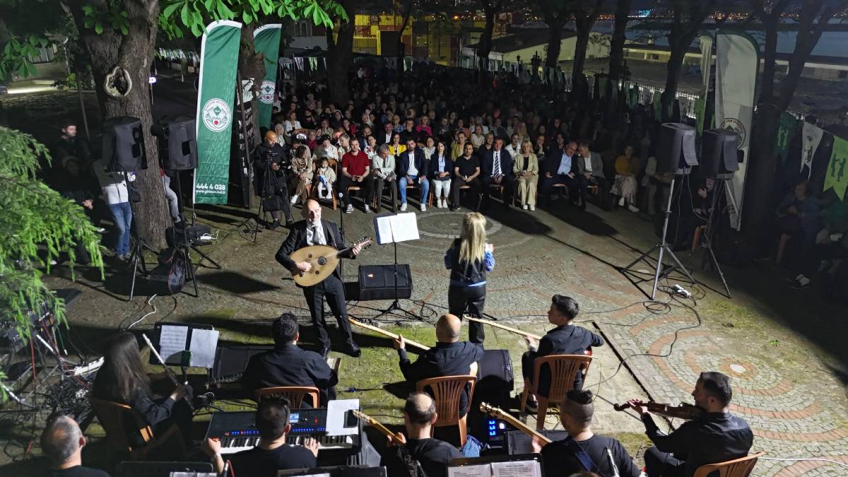 Tarihi Taşbaşı Parkı’nda nostalji rüzgarı esti