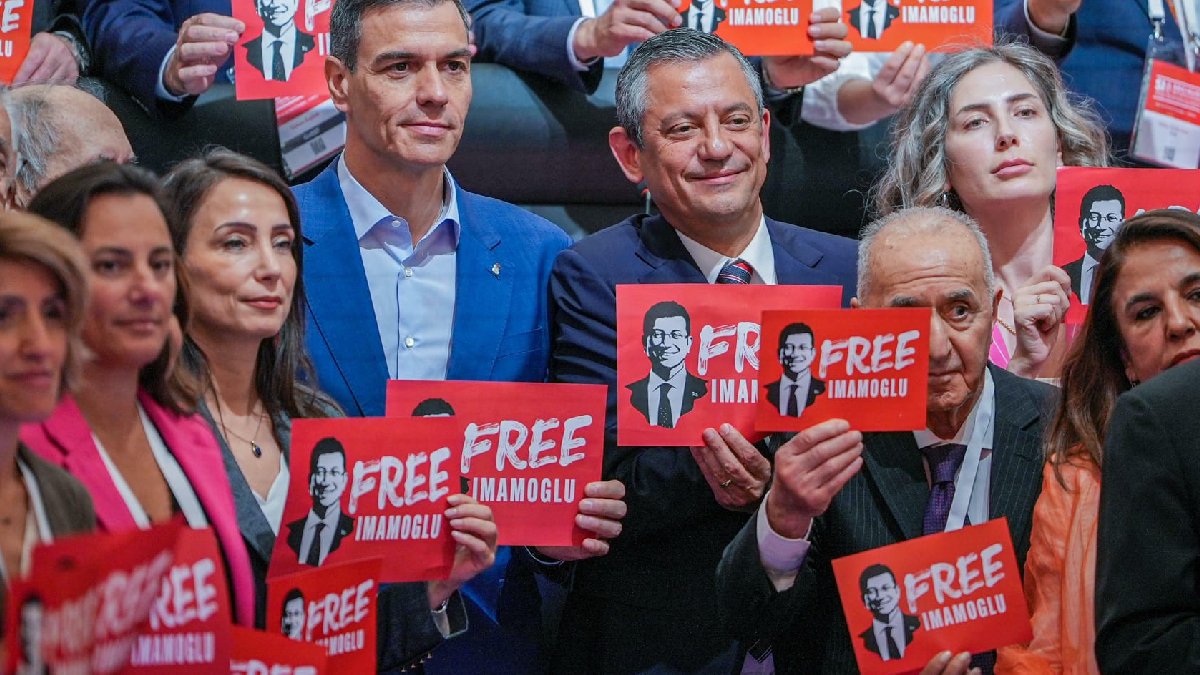 Hatimoğulları’ndan 'Free İmamoğlu' tepkisine cevap: Süreci zedeleyecek tartışmalara gerek yok