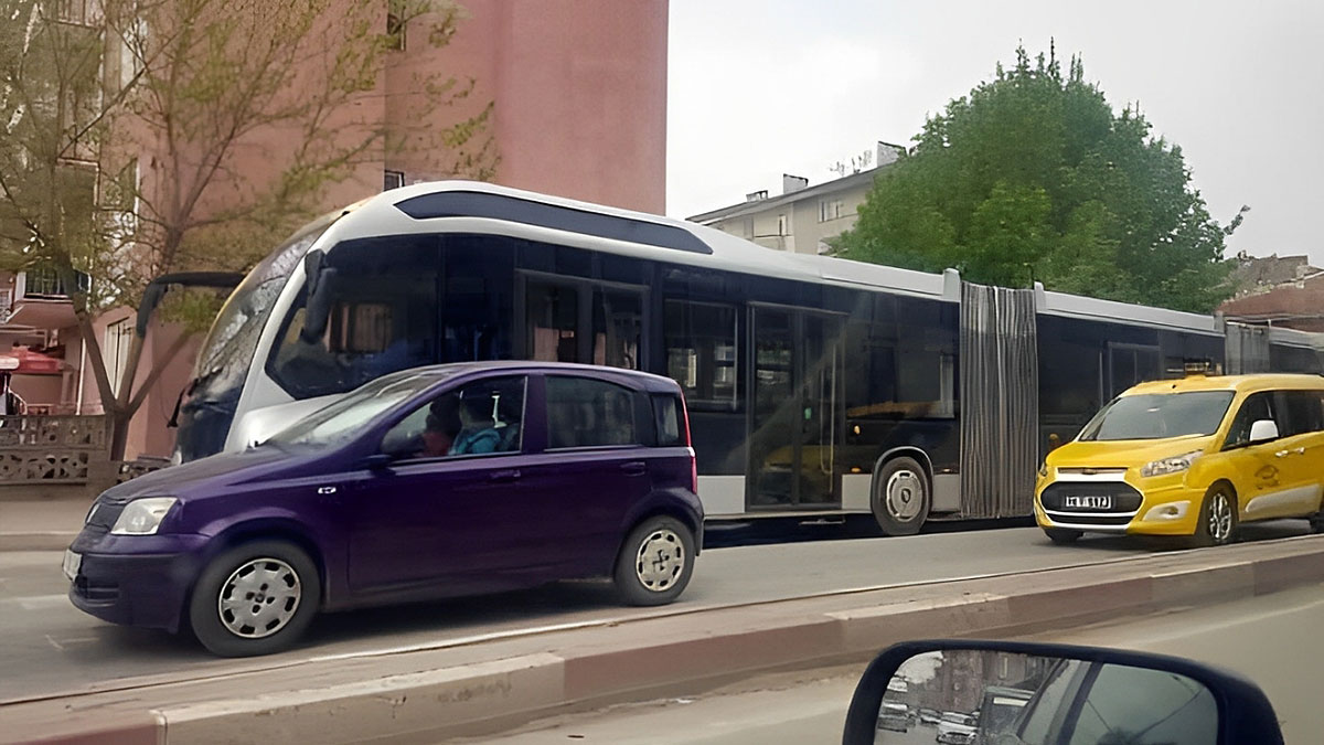 İnegöl'de metrobüs sürprizi: 6 kilometrelik ilk etap hizmete giriyor! Tramvayın maliyeti artınca metrobüse karar verildi