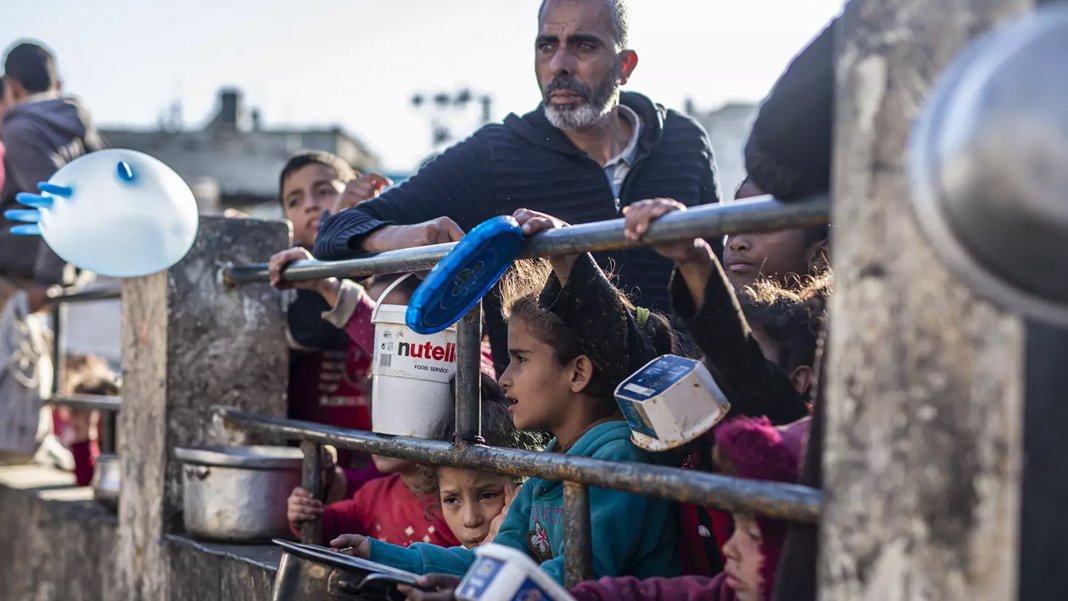 Gazze’de açlık krizi derinleşiyor: 80 günde 326 kayıp! 4 yaşındaki Muhammed açlıktan öldü