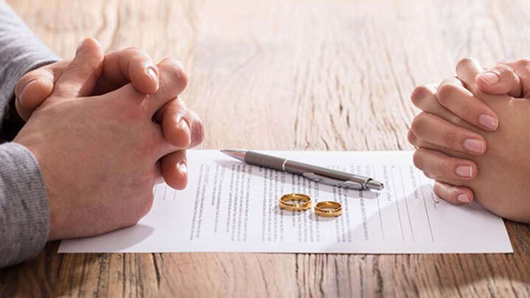 Yargıtay’dan emsal karar: Eşinin iş yerini bilmemek boşanma sebebi