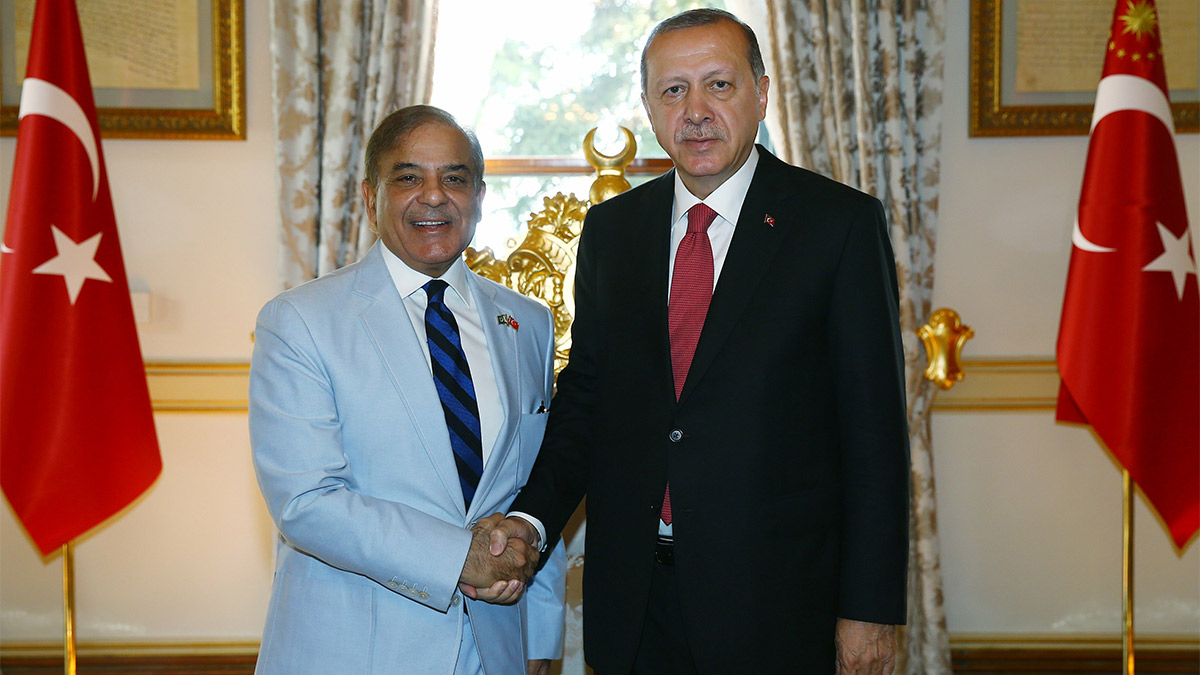 Erdoğan, bugün Dolmabahçe'de Pakistan Başbakanı Şerif'i kabul edecek