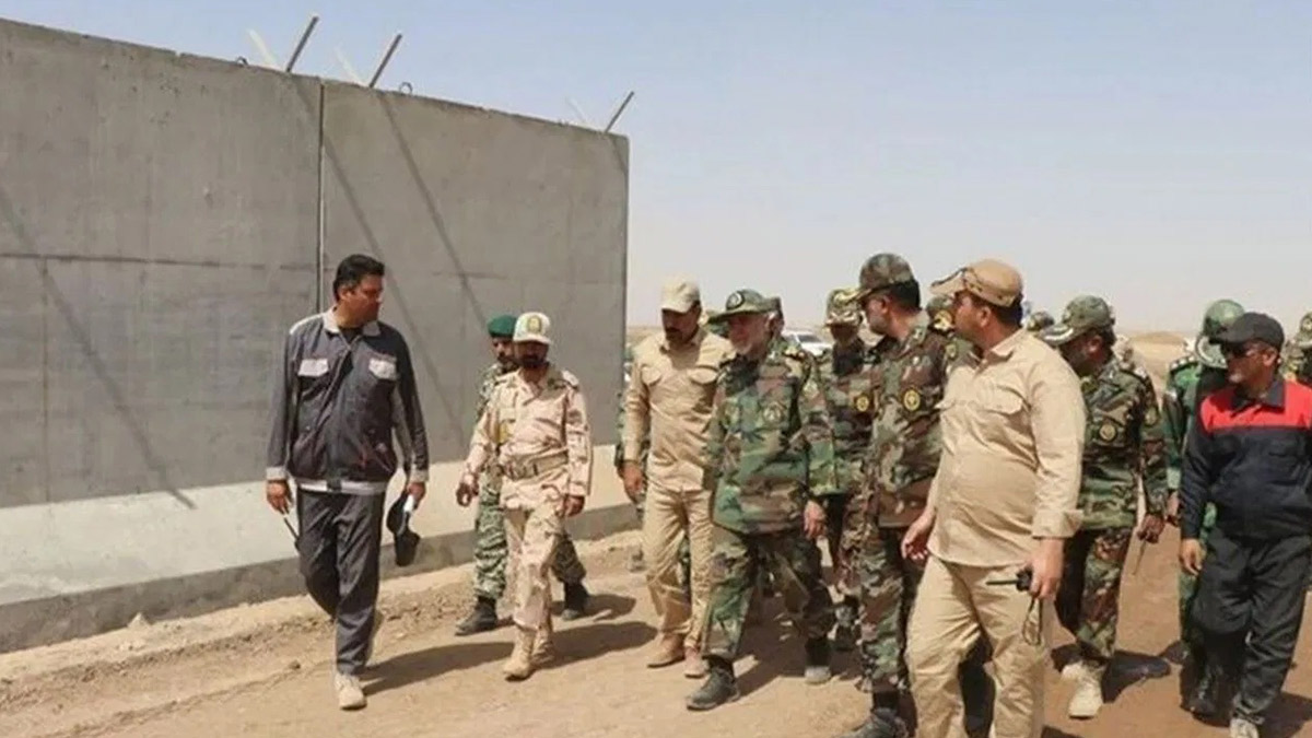 İran, doğu sınırına 400 kilometre güvenlik duvarı inşa edecek