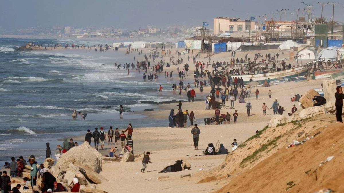 Gazze Limanı İsrail bombardımanından kaçan sivillere sığınak oldu