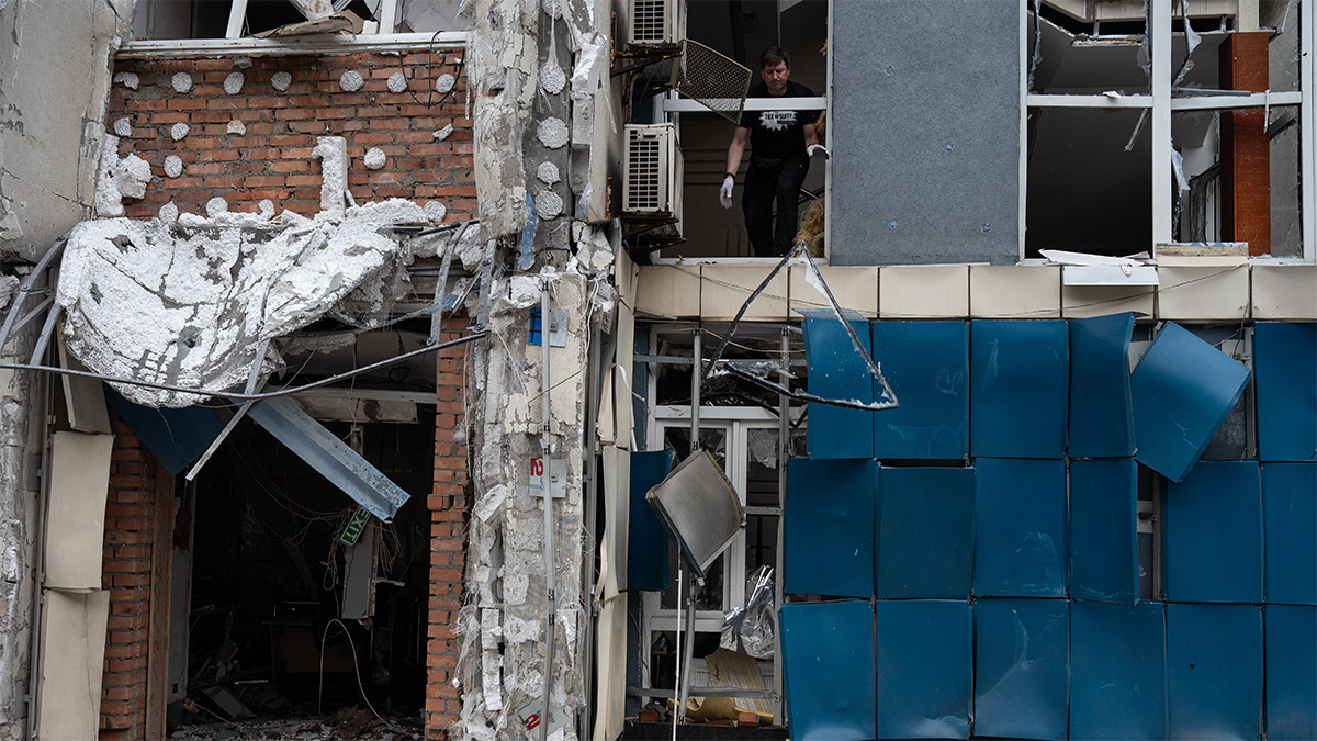 Rusya’dan Ukrayna’ya en büyük saldırı: 12 ölü