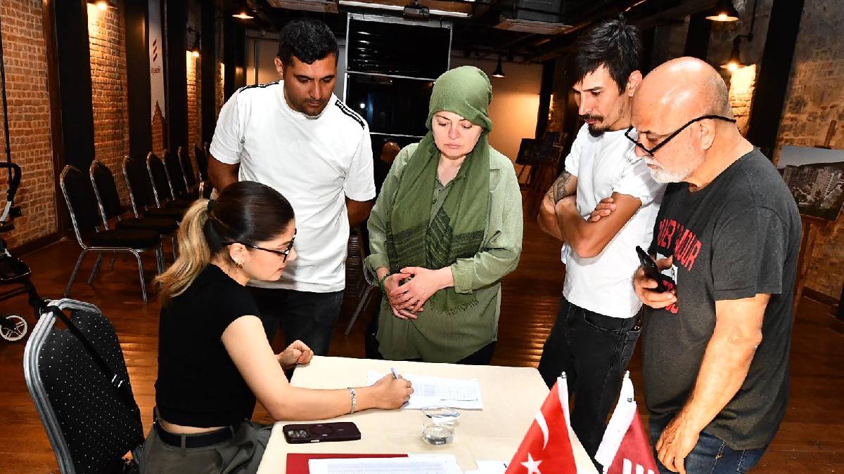 Büyükşehir’in Menemen Konutları Projesi’nde evrak teslim ve kontrol zamanı