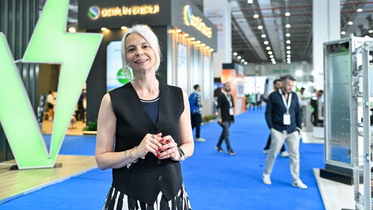 İzmir, temiz enerji alanında uluslararası buluşmalara ev sahipliği yaptı