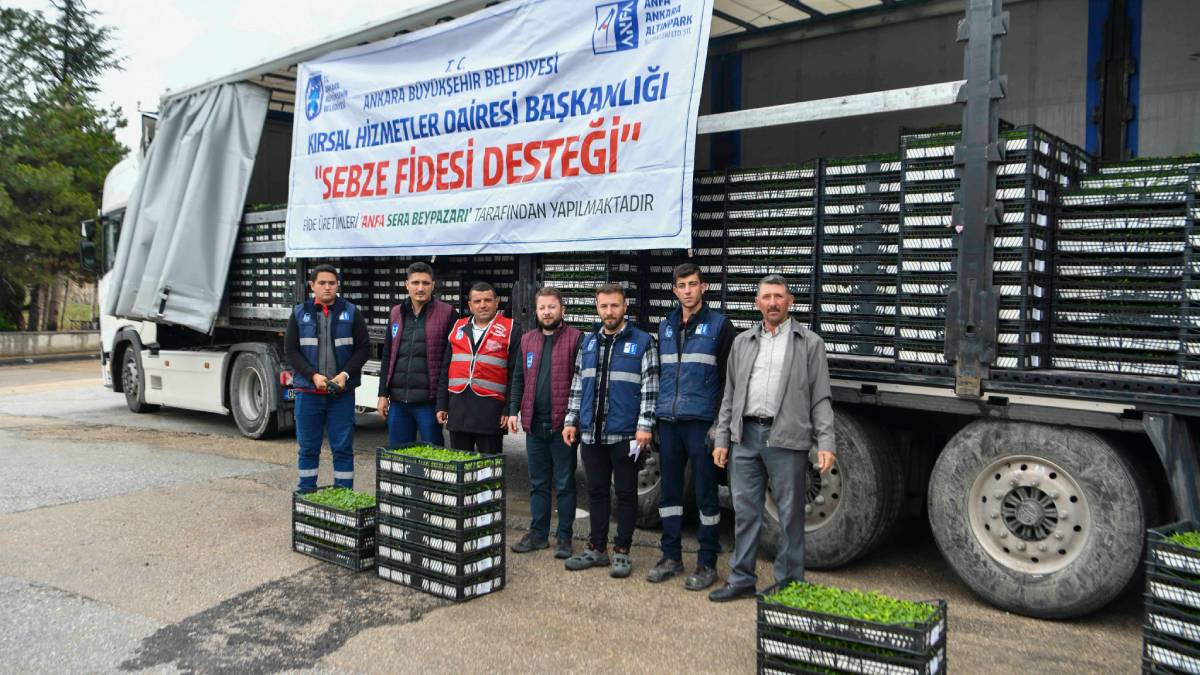 9 bin üreticiye toplamda 10 milyon 500 bin adet sebze fidesi dağıtıldı