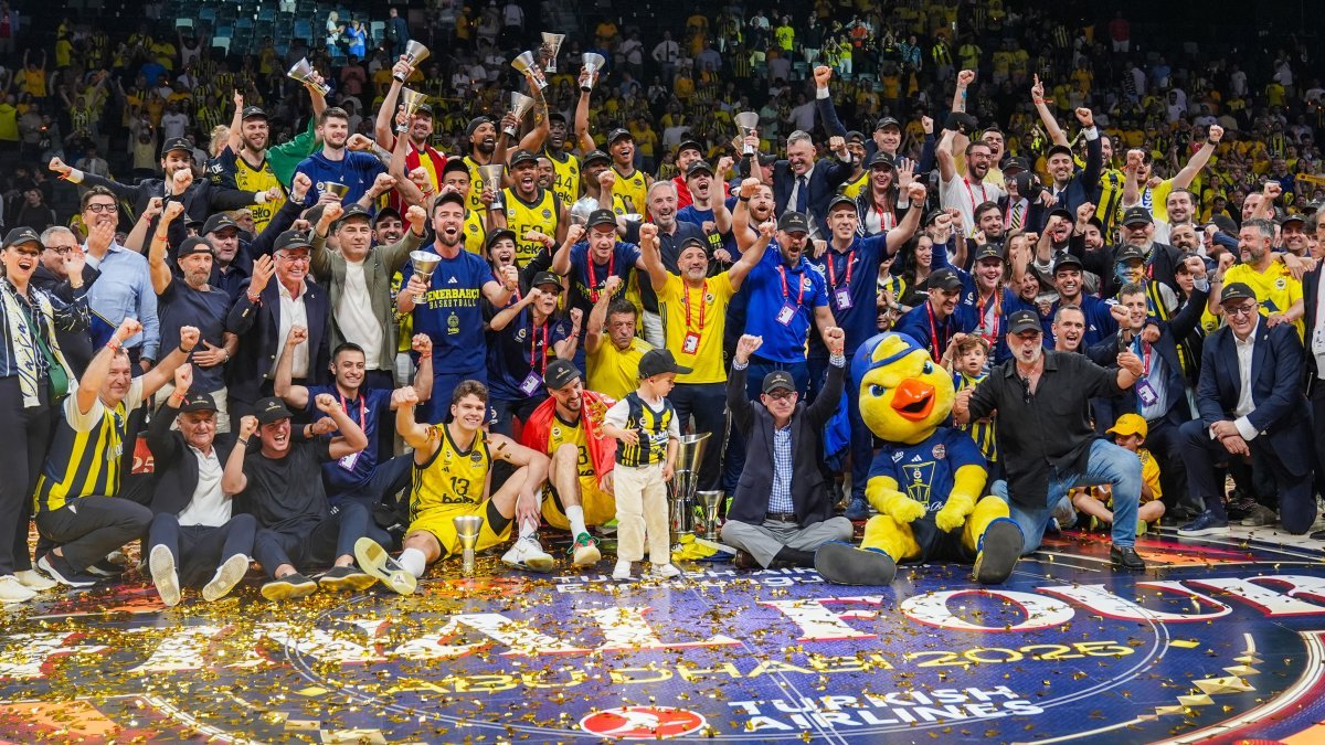 Son dakika...EuroLeague şampiyonu Fenerbahçe Beko: Sarı-lacivertliler, Monaco'yu yenerek kupanın sahibi oldu