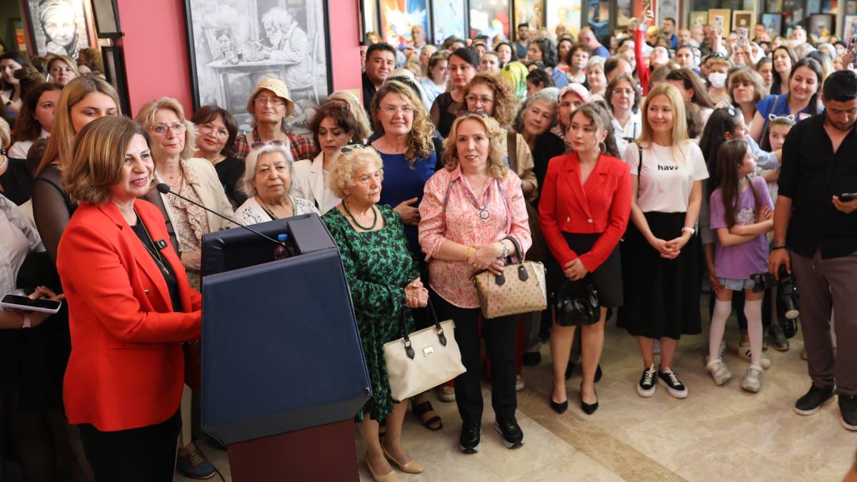 ESMEK yansımalar sergisi “Bendeki Mavi” temasıyla açıldı