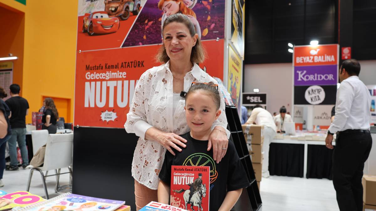 Başkan Ünlüce’den kitap fuarına ziyaret