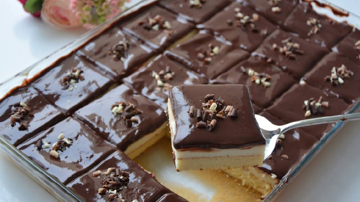 Evde yaş pasta yapmak hiç bu kadar kolay olmamıştı! Pastanedekine taş çıkartıyor: Borcamda kolay yaş pasta tarifi…