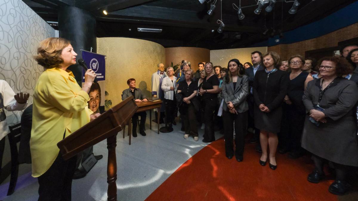 Türkan Saylan, Eskişehir Balmumu Heykeller Müzesi’nde ölümsüzleşti