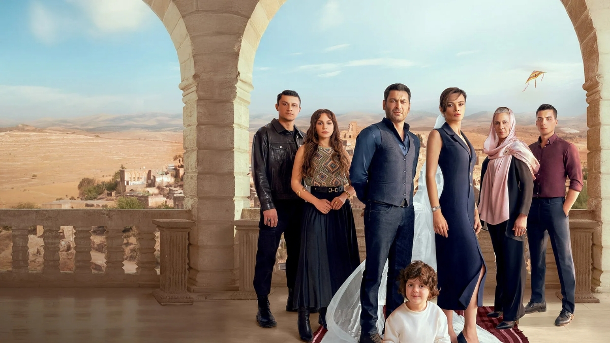 Reyting rekortmeni dizide bir ayrılık daha! Kartlar yeniden dağıtılıyor: Uzak Şehir final öncesi bombayı patlattı