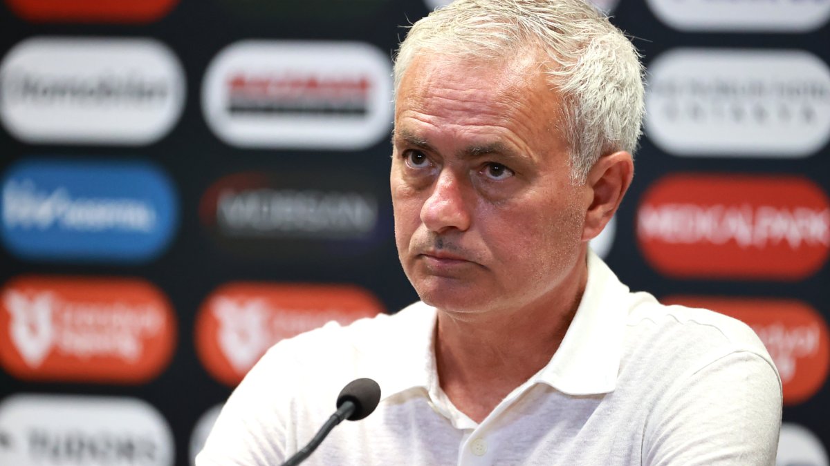 Fenerbahçe Teknik Direktörü Jose Mourinho'dan geleceği hakkında açıklama: Başkanımız açıkça belirtti
