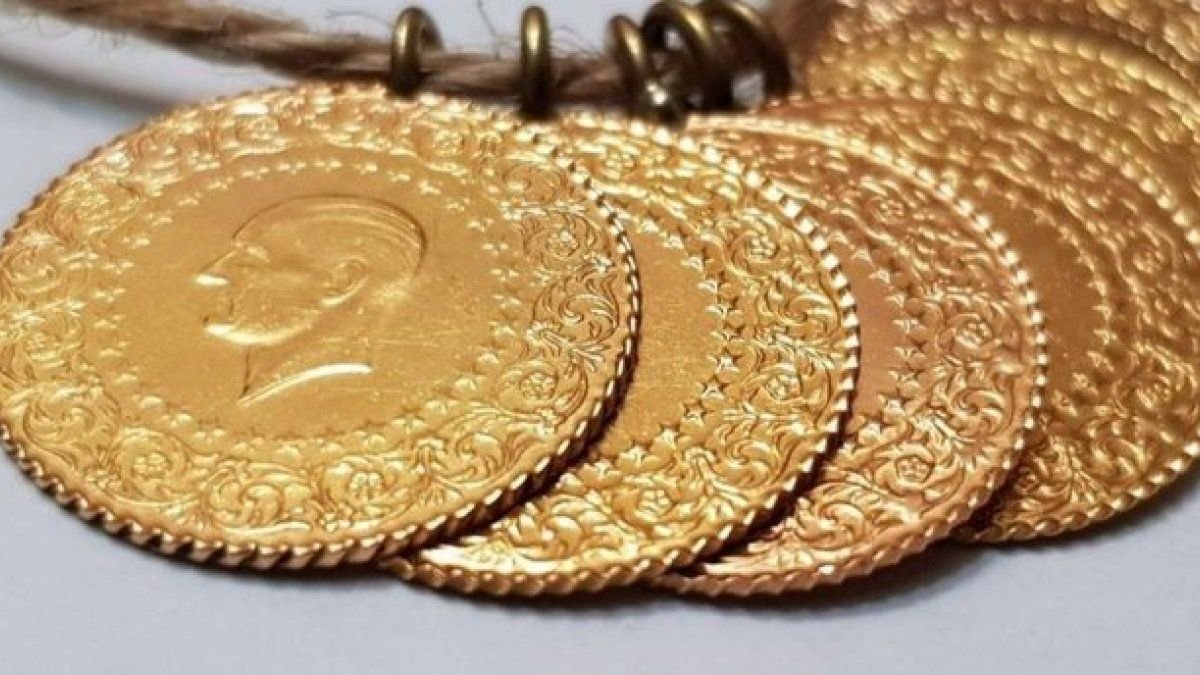 Altın rekora yaklaştı