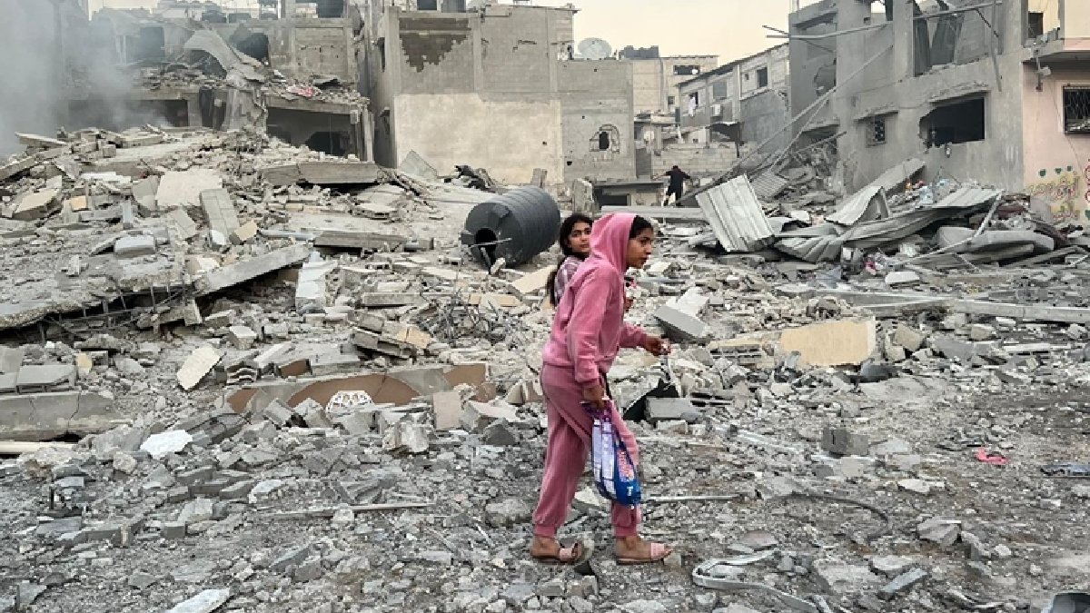 İngiliz üst düzey hukukçulardan Starmer hükümetine çağrı: İsrail Gazze'de soykırım yapıyor, yaptırım uygulayın