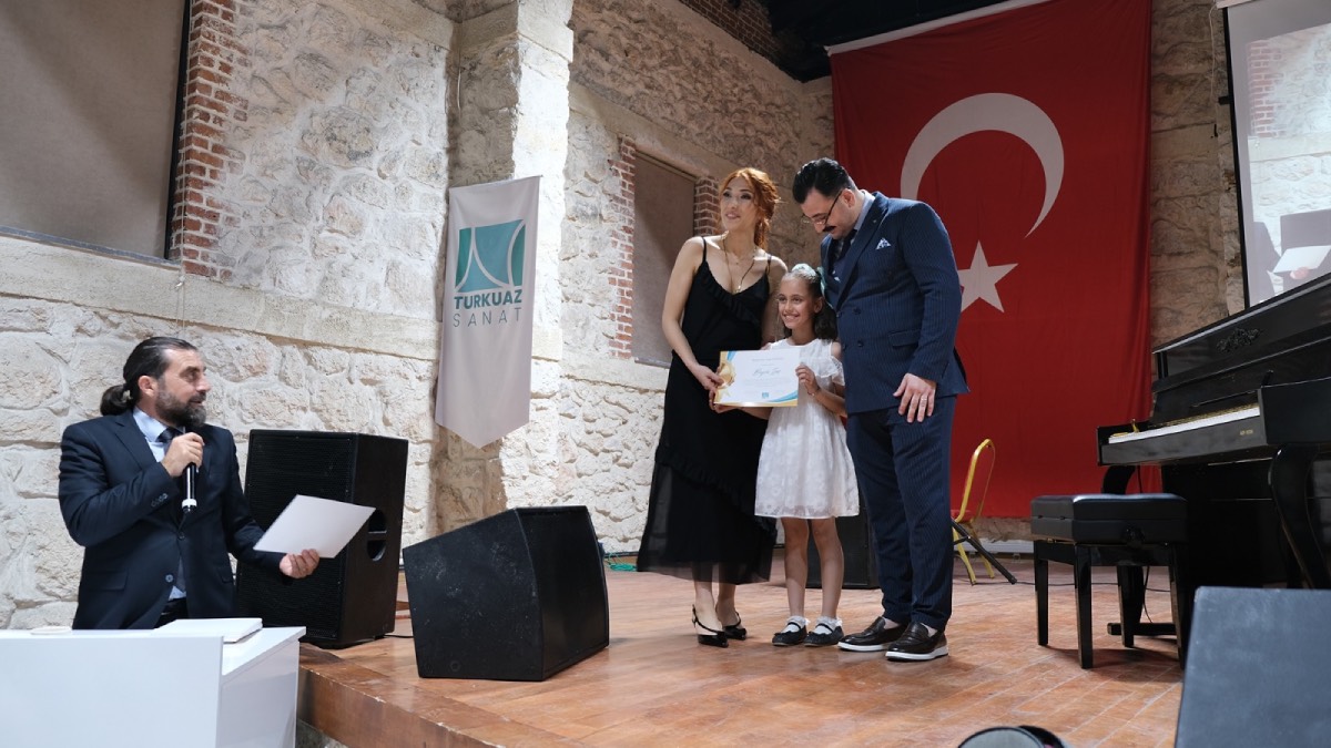 Küçük yürekler, Turkuaz Sanat Festivali’nde büyük eserler icra etti