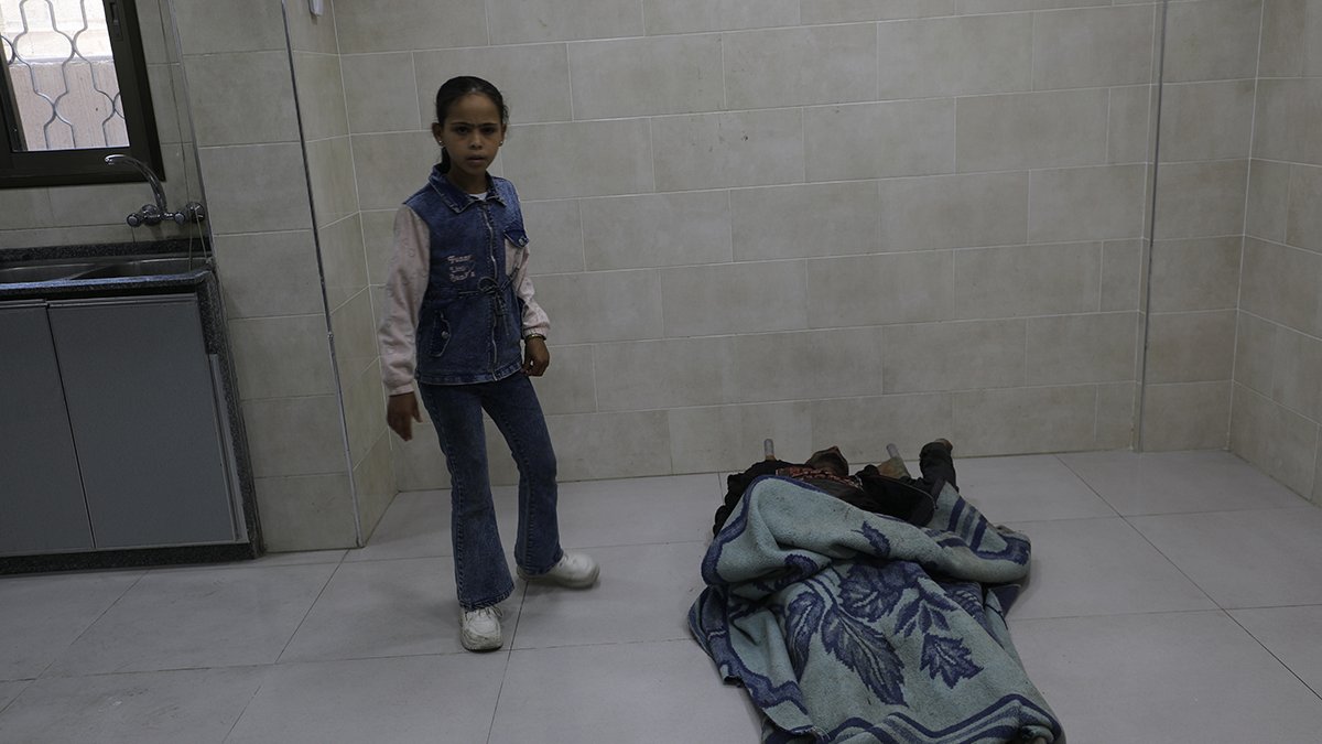 Gazze'de can kaybı 54 bin 56’ya yükseldi