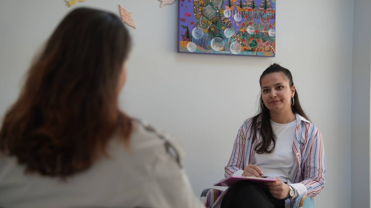 Büyükşehir, şiddetle mücadele eden kadınların yanında! Son bir yılda 10 binden fazla kadına ulaşıldı