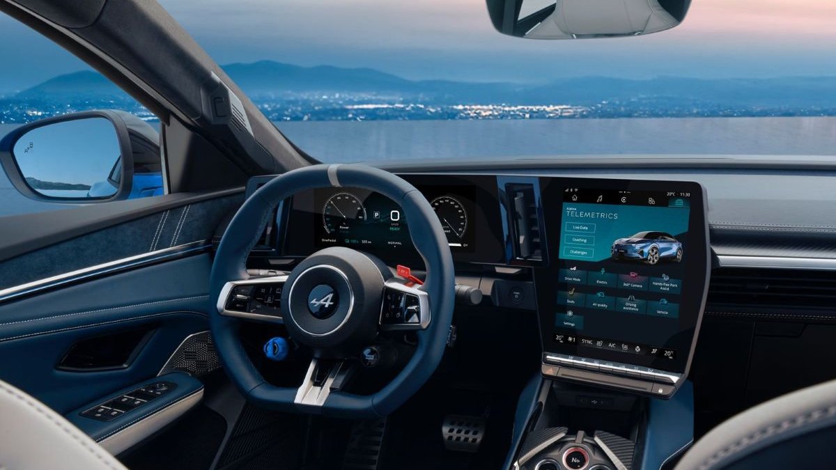 Renault'un yarış otomobili' a390 sahnede! 0-100'e KM/S 3.9 saniyede çıkıyor: Türkiye'ye geliş tarihi belli oldu!