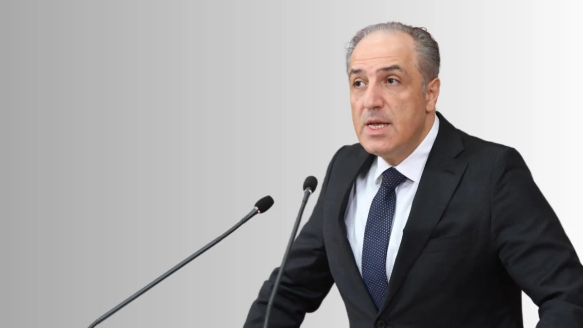 Yeneroğlu’ndan Meclis’e çağrı: Kur’an devletin korumasına muhtaç değildir