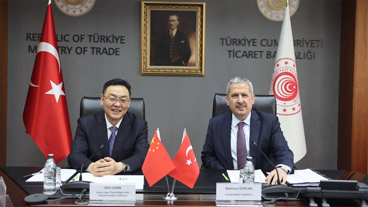 Çin ticaret kılıfıyla soykırımı gizliyor