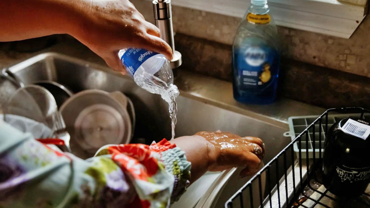 'Sakın kullanmayın' uyarısı: İçme suyuna uranyum karıştı! Komşuda OHAL ilan edildi