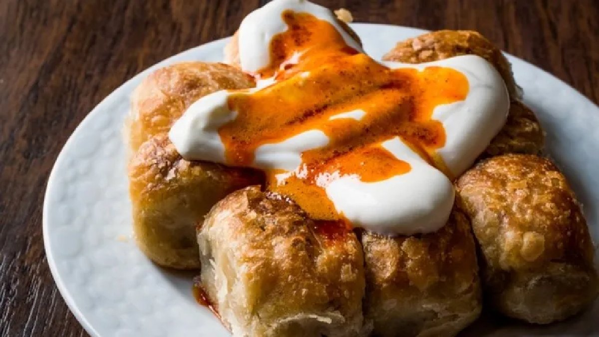 Balkanların bağrından kopup gelmiş lezzet! Sevmeyen çok az kişi çıkar: Mantıya alternatif oluyor