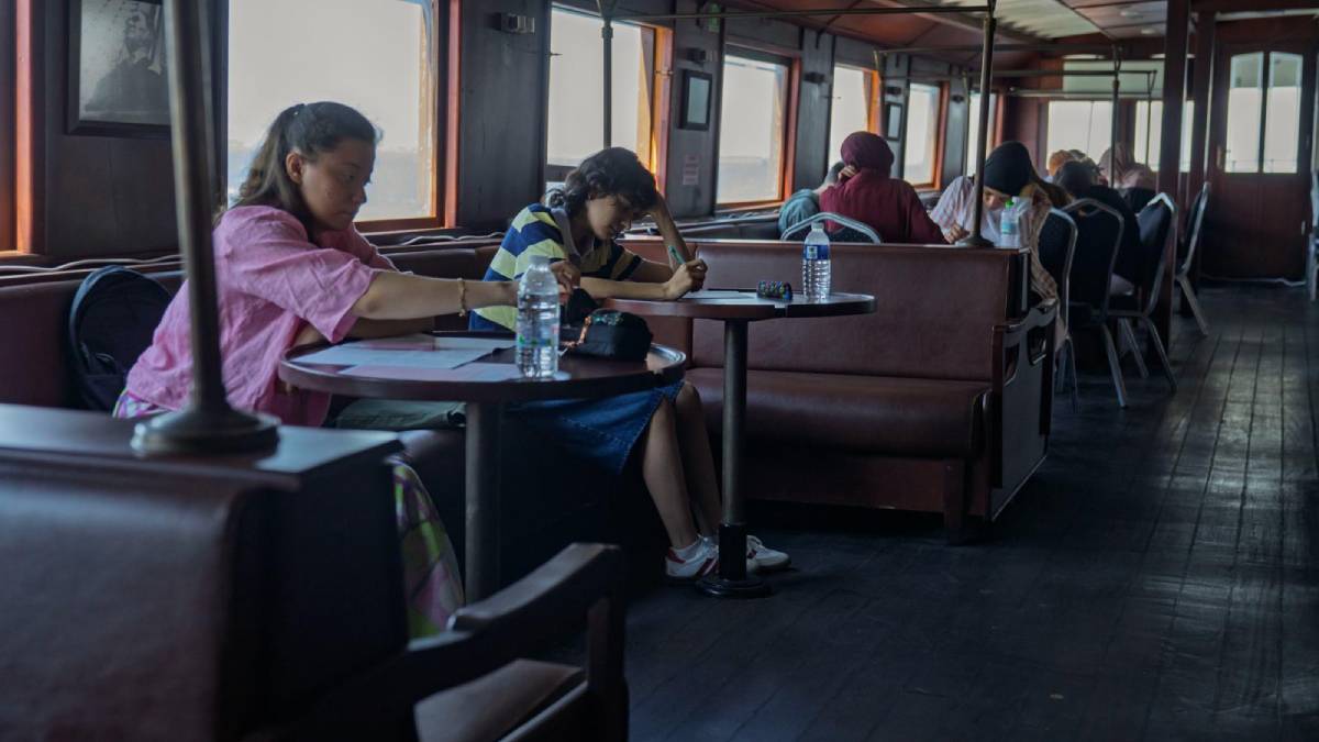 Bergama Vapuru gençler için demir attı: Rotamız Üniversite