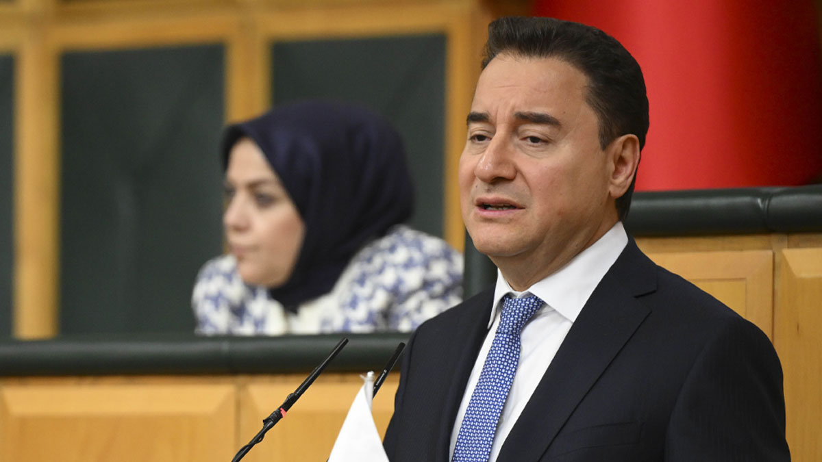 Babacan, HSK seçimlerinde Anayasa’nın ihlal edildiğini savunarak uyardı: Anayasa bir kez delinirse çok şey olur