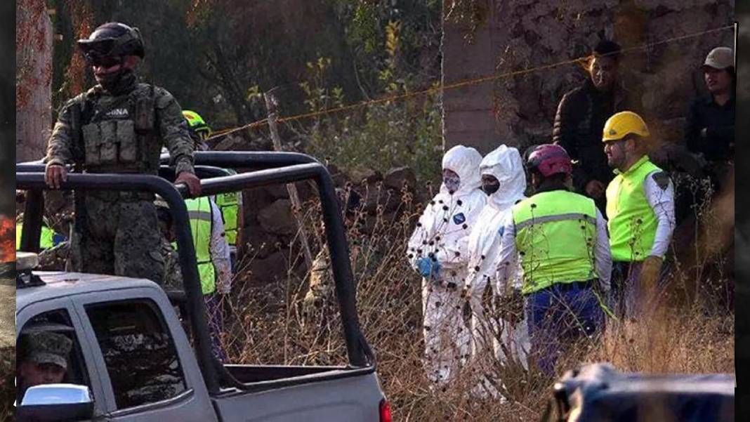 Meksika’da terk edilmiş bir evde 17 ceset bulundu