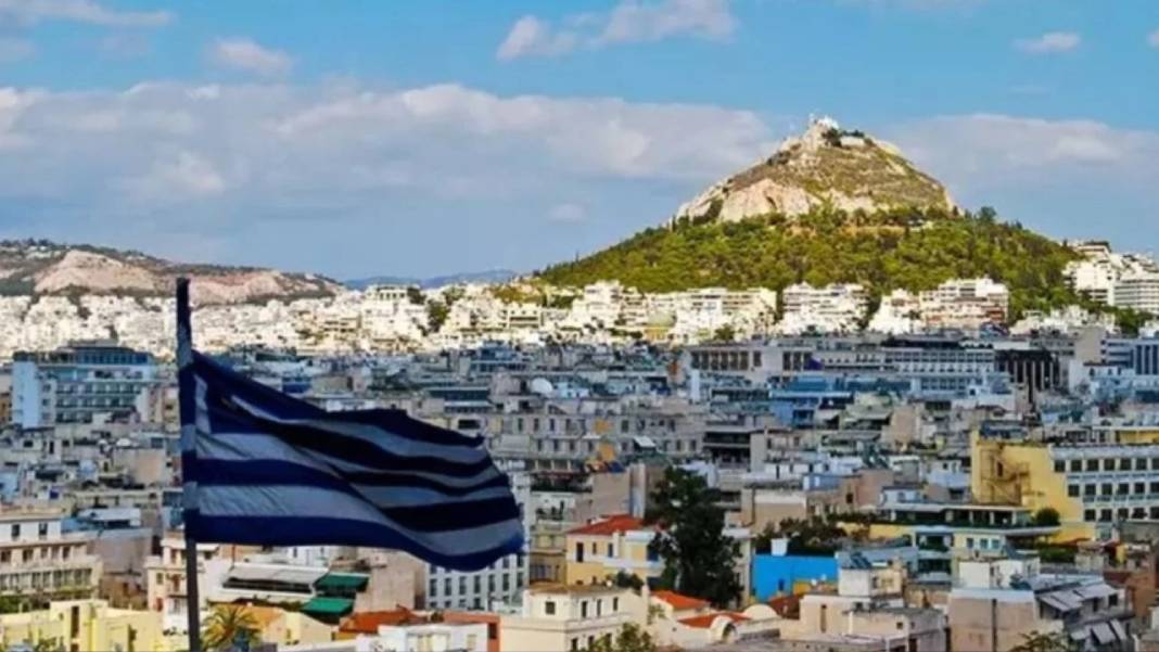 Yunanistan’ın 3 yerleşim yerinde OHAL ilan edildi