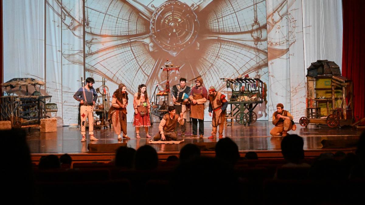 Kırşehir Belediyesi Çocuk Tiyatrosu Festivali devam ediyor