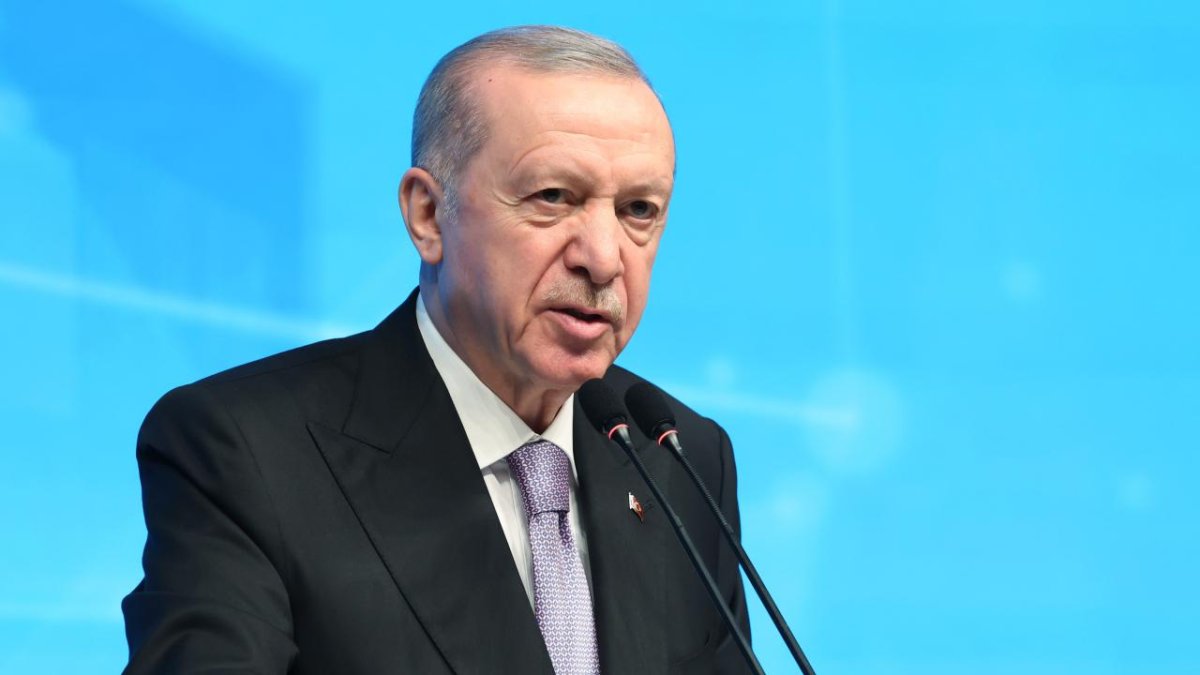 Erdoğan, Azerbaycan'ın Müstakillik Günü'nü tebrik etti