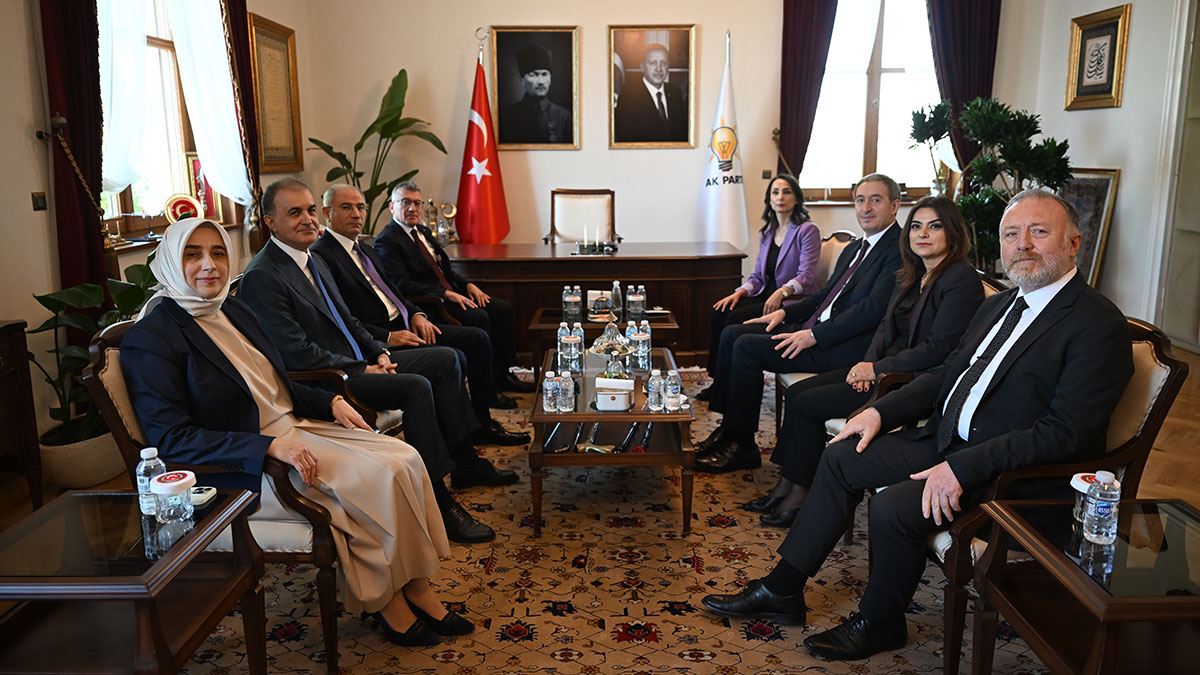AK Parti ile DEM Parti görüşmesi sona erdi: 'İlerleyen günlerde açıklama yapacağız'