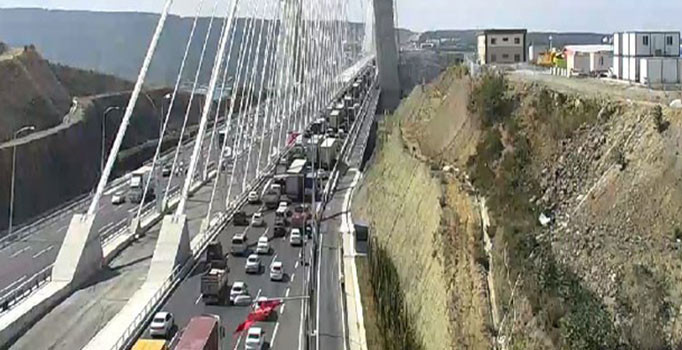 Yavuz Sultan Selim Köprüsü'nde ilk gün trafiği