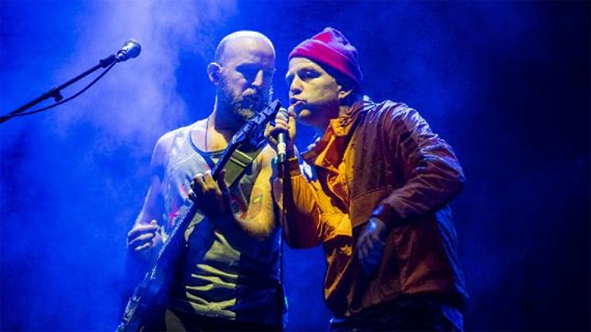 Athena'ya vize engeli! Londra konseri iptal edildi