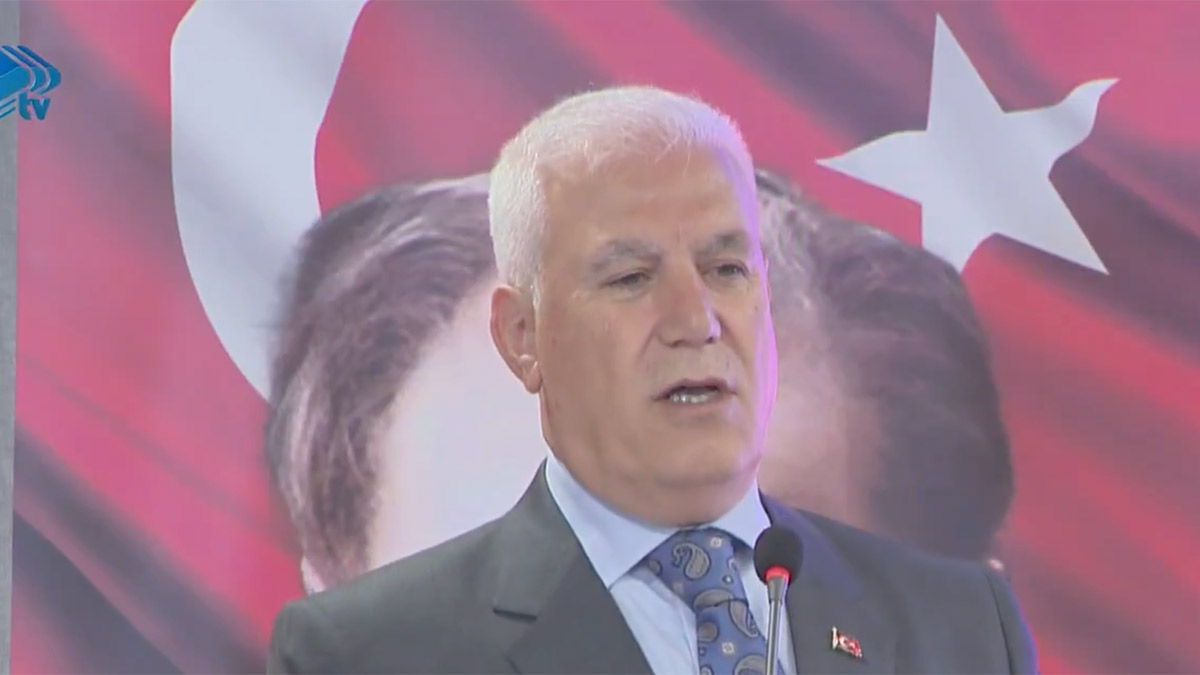 Bozbey'den Bursa Büyükşehir'in 97 yıllık binasına el koymaya çalışan Vakıflara tepki: Bursalının malına çöküyorlar