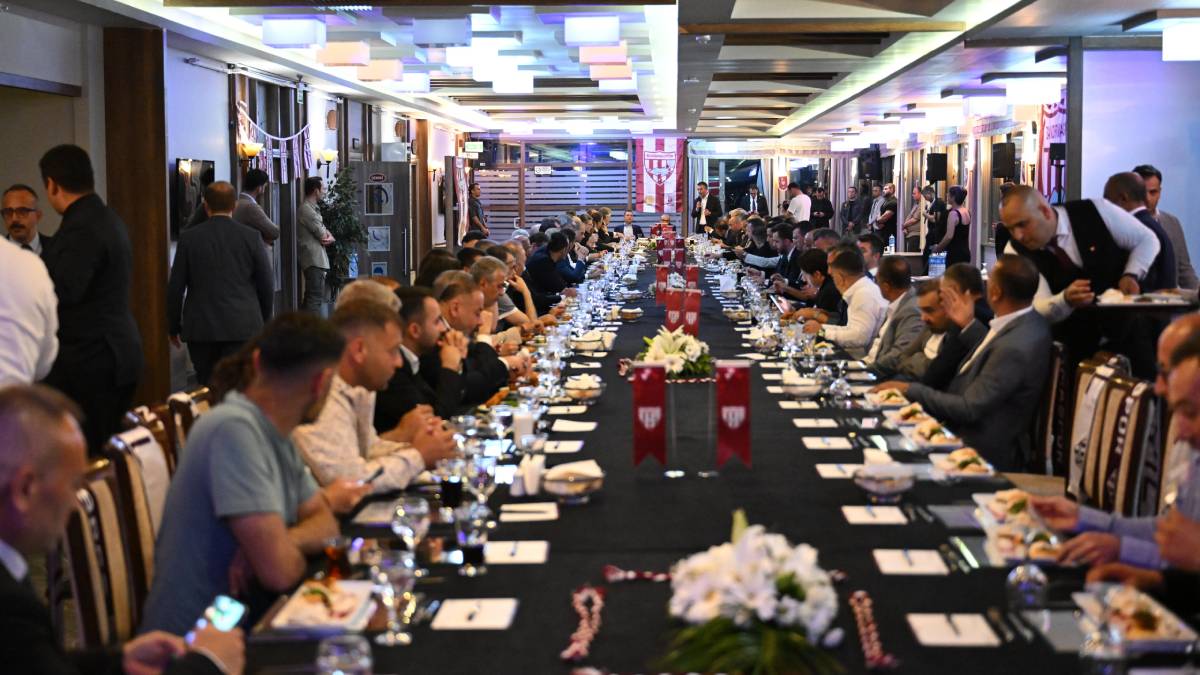 Akın’dan Bandırmaspor’a destek