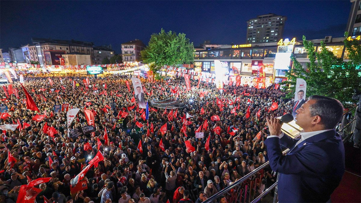 Özel'den Erdoğan'a sert tepki: Dünün mağduru bugünün zalimi oldu